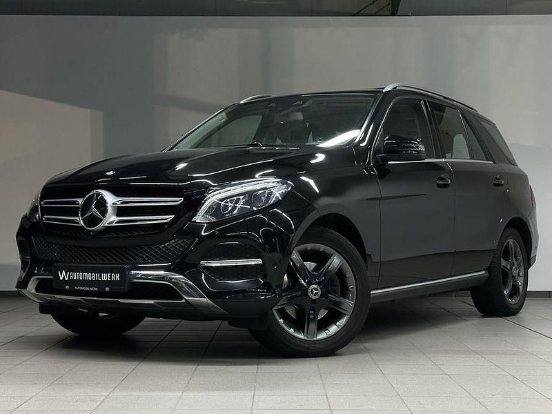 Schwarz Gebraucht 2015 Mercedes GLE350 SUV | 31.890 € (Fairer Preis) - Bild 1/4