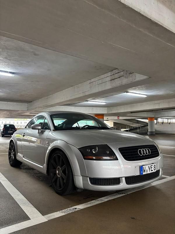 Silber Gebraucht 1999 Audi TT S-Line Coupé | 4.000 € (Fairer Preis) - Bild 1/4