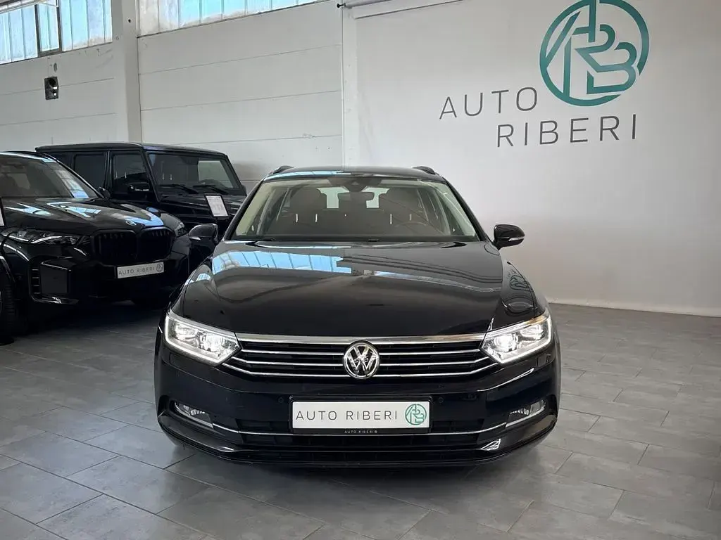 Gebraucht VW Passat 150 PS (110 kW) 2015 Schwarz Kombi