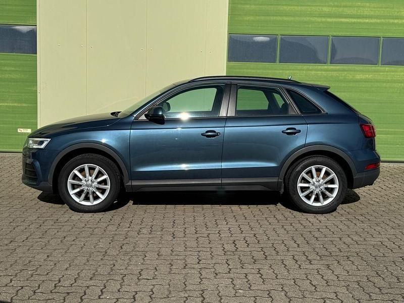 Gebraucht Audi Q3 Advanced 150 PS (110 kW) 2016 Blau SUV