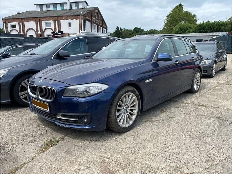 Blau Gebraucht 2012 BMW 530 Kombi | 6.800 € (Fairer Preis) - Bild 1/4