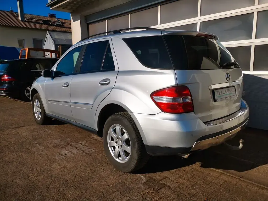 Gebraucht Mercedes ML280 190 PS (139 kW) 2008 Silber SUV