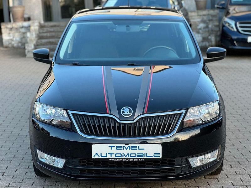 Gebraucht Skoda Rapid Ambition 105 PS (77 kW) 2014 Schwarz Kleinwagen