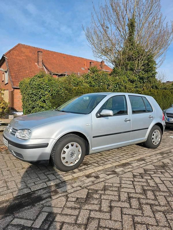 Gebraucht VW Golf IV 75 PS (55 kW) 2001 Silber Limousine