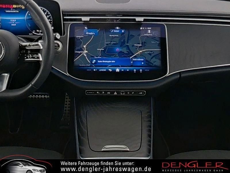 Gebraucht Mercedes E300 AMG line 197 PS (144 kW) 2025 Weiß Limousine