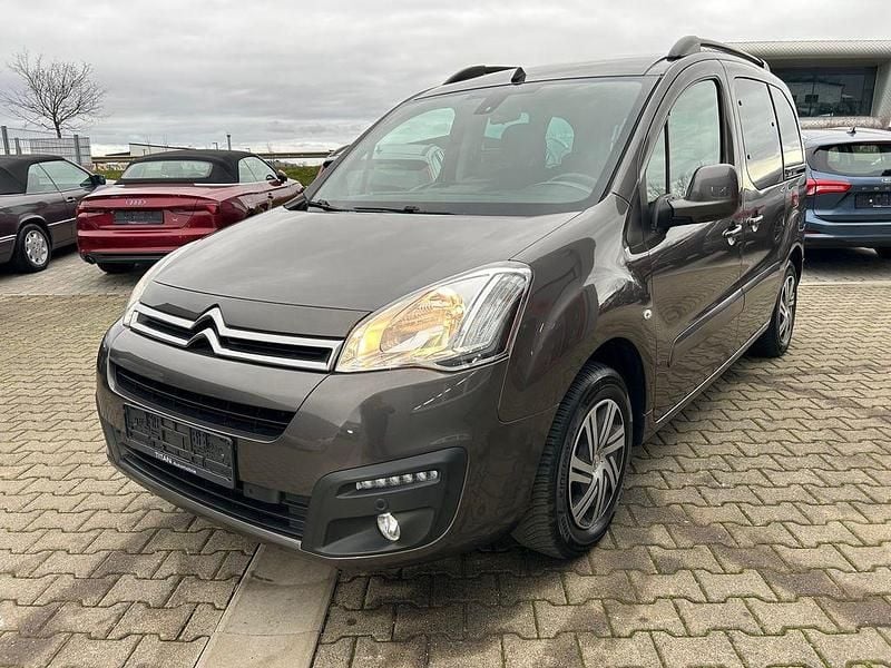 Gebraucht Citroën Berlingo Shine 99 PS (72 kW) 2016 Braun Van / Kleinbus