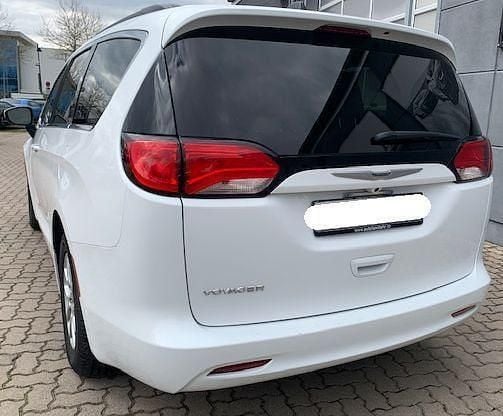 Gebraucht Chrysler Pacifica 291 PS (214 kW) 2021 Weiß Van