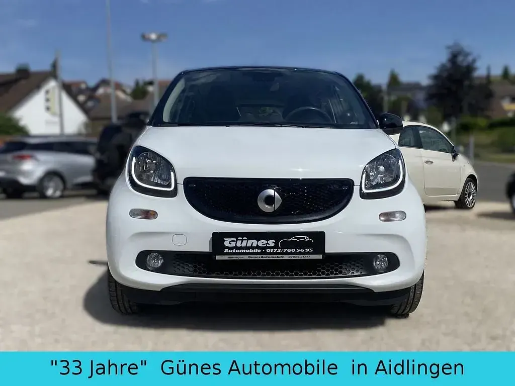 Gebraucht Smart ForFour Basis 71 PS (52 kW) 2016 Schwarz Kleinwagen