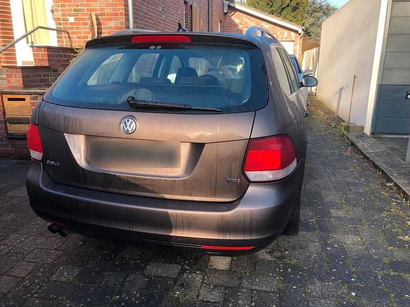 Gebraucht VW Golf VI 122 PS (89 kW) 2011 Braun Kleinwagen