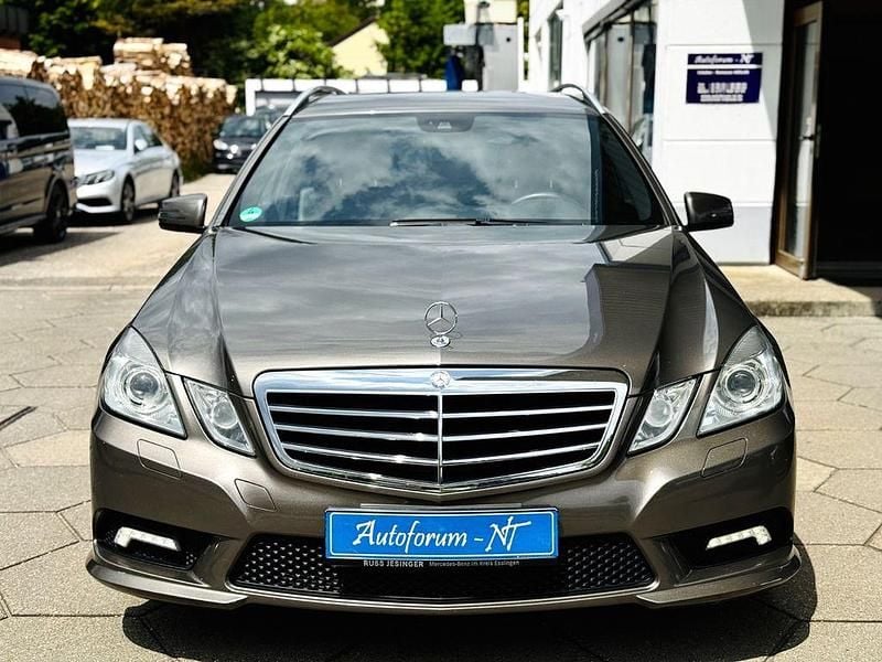 Gebraucht Mercedes E250 AMG 204 PS (150 kW) 2010 Grau Limousine