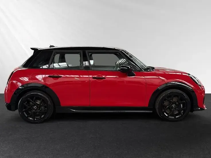 Gebraucht Mini Cooper 114 kW (156 PS) 2025 Chili red ii Kleinwagen