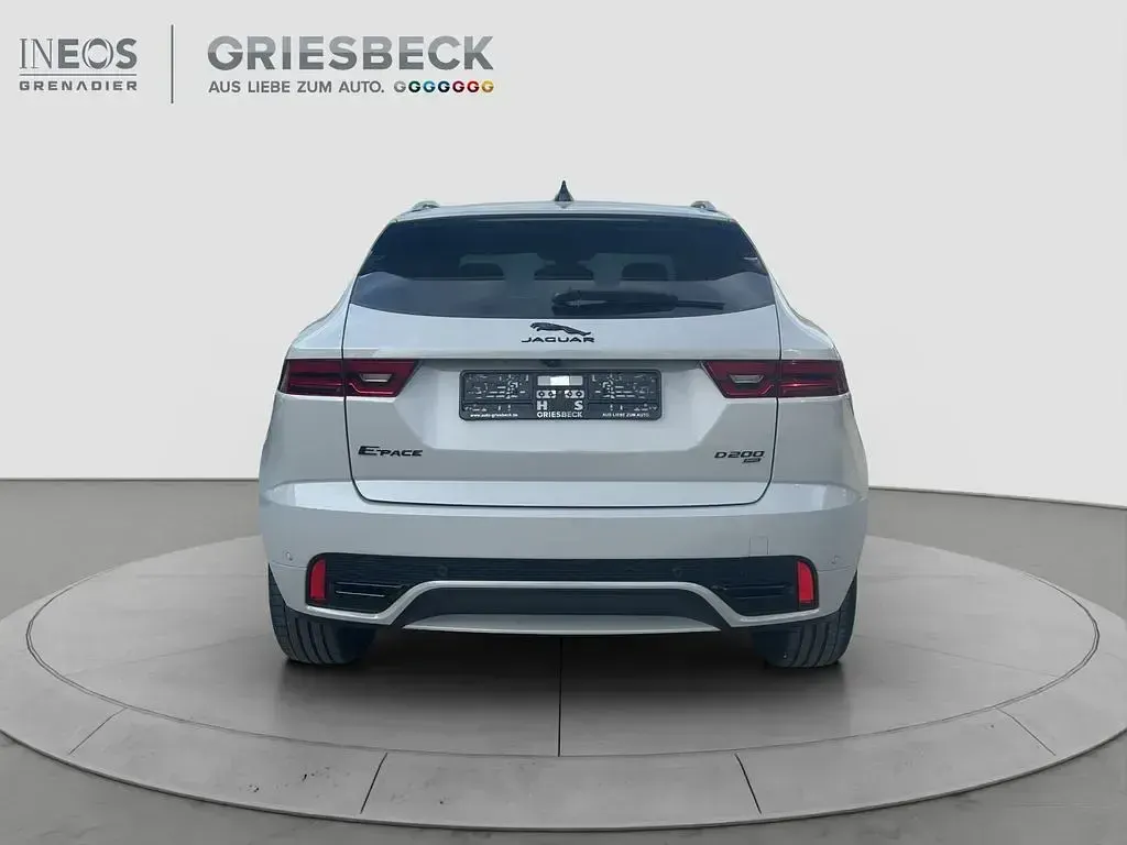 Gebraucht Jaguar E-Pace R-Dynamic 204 PS (150 kW) 2022 Borasco grey SUV