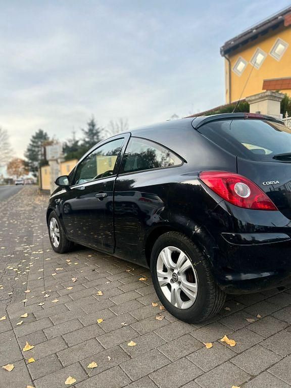 Gebraucht Opel Corsa Selection 69 PS (50 kW) 2010 Schwarz Kleinwagen