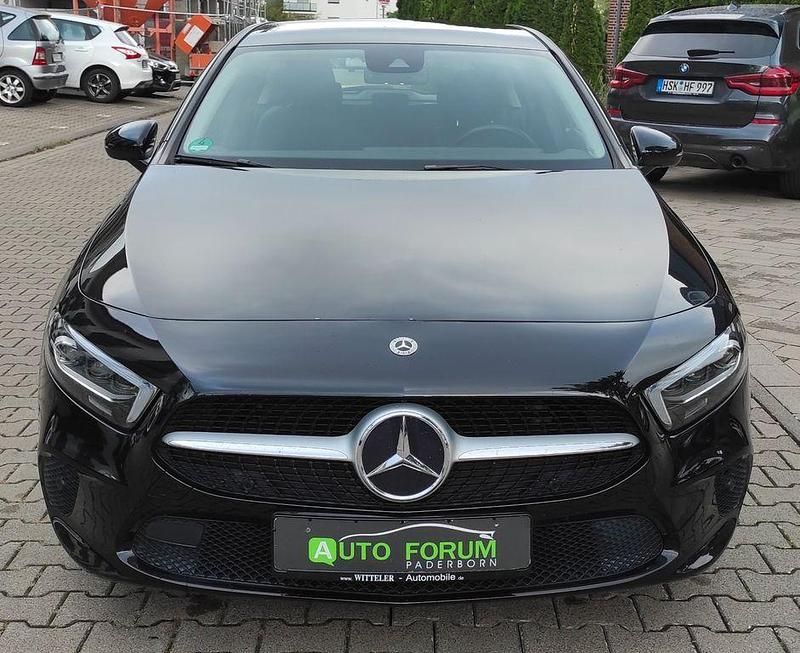 Schwarz Gebraucht 2019 Mercedes A220 Limousine | 17.999 € (Superpreis) - Bild 1/4