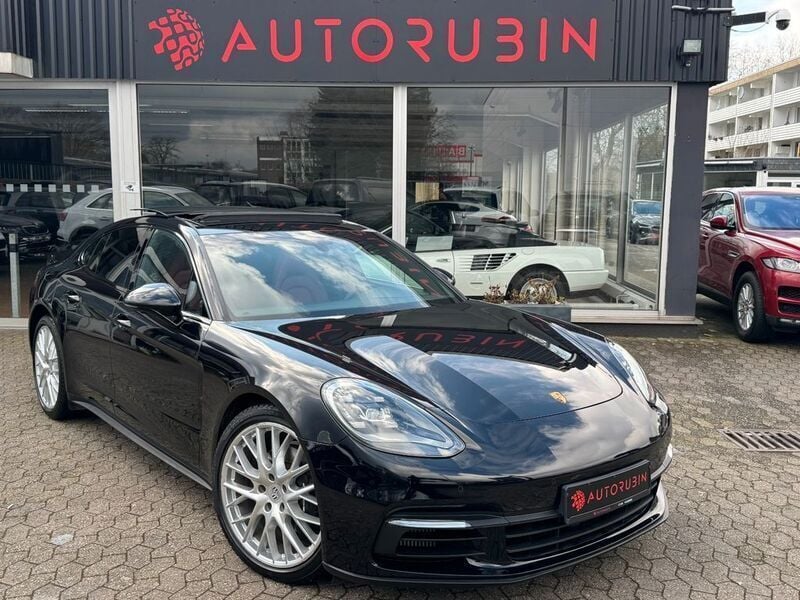 Schwarz Gebraucht 2019 Porsche Panamera 4 Limousine | 60.900 € (Superpreis) - Bild 1/4