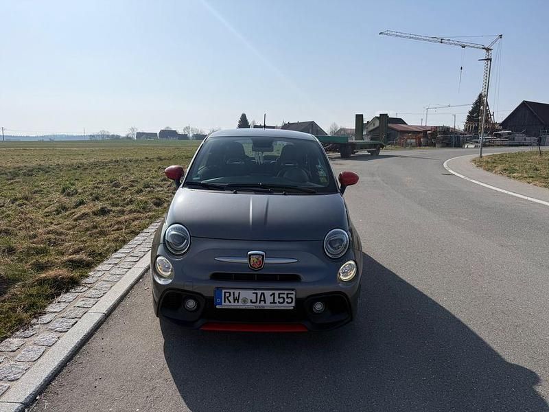 Gebraucht Abarth 500 145 PS (106 kW) 2021 Grau Kleinwagen