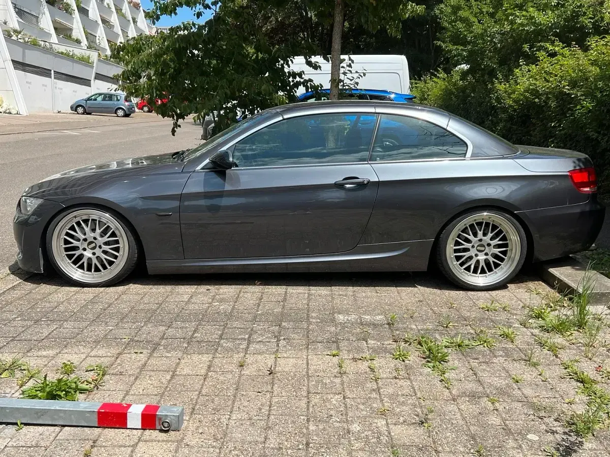 Gebraucht BMW 325 Cabriolet M Performance 218 PS (160 kW) 2007 Grau Cabrio