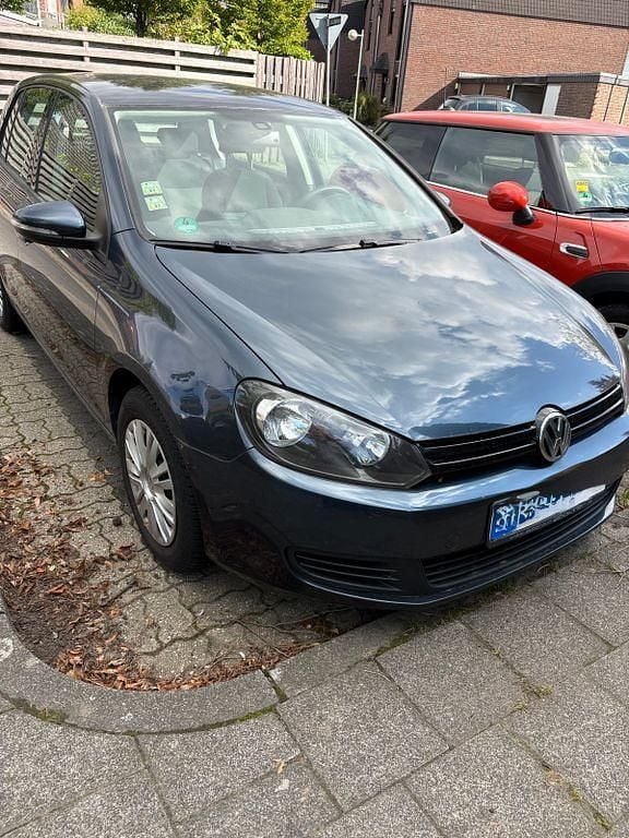 Gebraucht 2010 VW Golf VI Trendline Limousine | 4.000 € (Guter Preis) - Bild 1/4