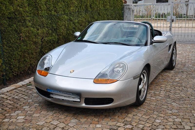 Silber Gebraucht 1997 Porsche Boxster Cabrio | 15.225 € (Fairer Preis) - Bild 1/4