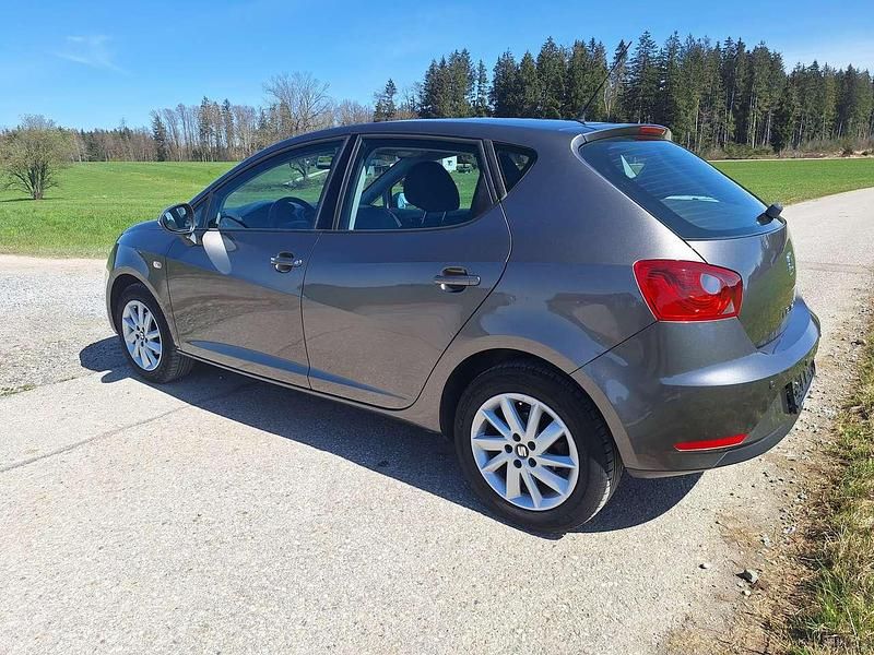 Gebraucht Seat Ibiza Style 86 PS (63 kW) 2015 Grau Limousine