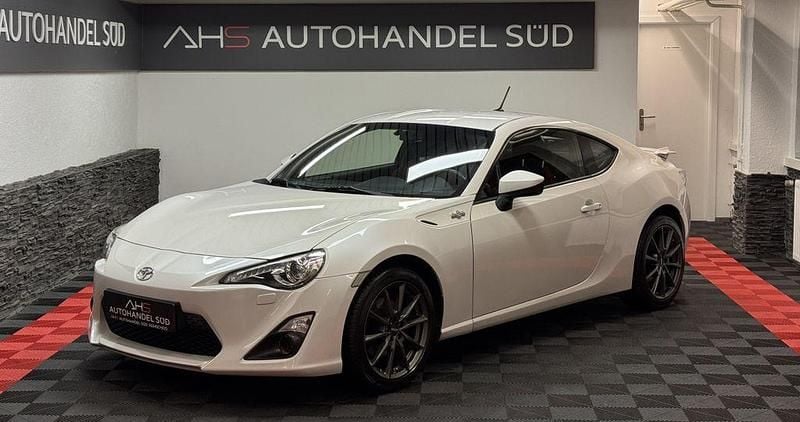 Gebraucht Toyota GT86 GT 200 PS (147 kW) 2013 Satin white Coupé