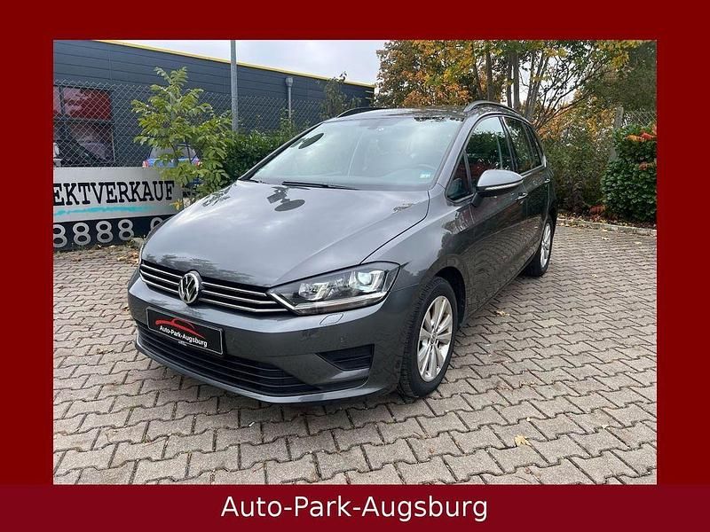 Grau Gebraucht 2017 VW Golf Sportsvan Comfortline Van / Kleinbus | 12.480 € (Fairer Preis) - Bild 1/4