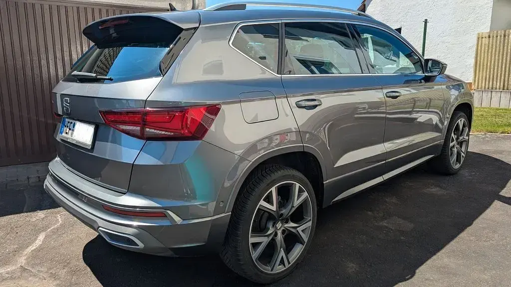 Gebraucht Seat Ateca FR 150 PS (110 kW) 2023 Grau SUV