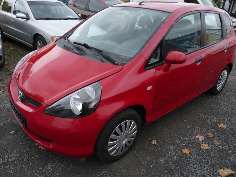 Rot Gebraucht 2004 Honda Jazz LS Kleinwagen | 3.400 € (Fairer Preis) - Bild 1/4