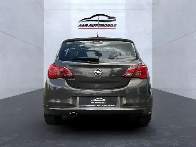 Gebraucht Opel Corsa Color Edition 90 PS (66 kW) 2015 Phantom/rocky/asteroid grey Kleinwagen