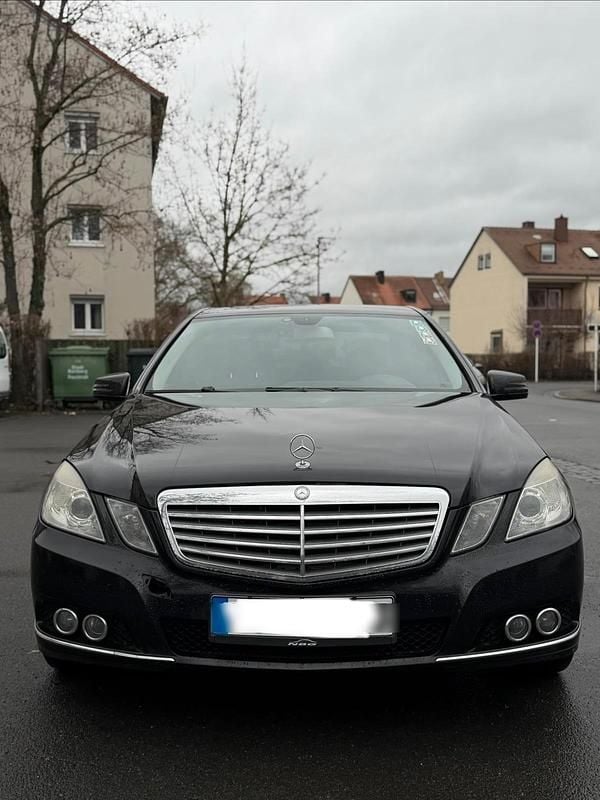 Gebraucht Mercedes E350 231 PS (169 kW) 2009 Schwarz Limousine