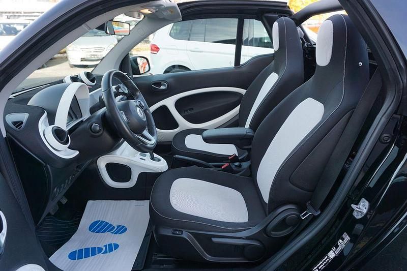 Gebraucht Smart ForTwo Cabrio 90 PS (66 kW) 2019 Rot Cabrio