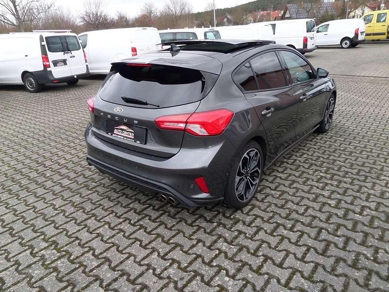 Gebraucht Ford Focus ST-Line X 150 PS (110 kW) 2021 Magneticgrau perleffekt Kleinwagen