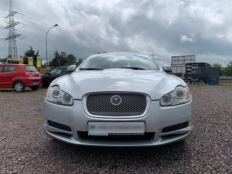 Gebraucht Jaguar XF 207 PS (152 kW) 2009 Silber Limousine