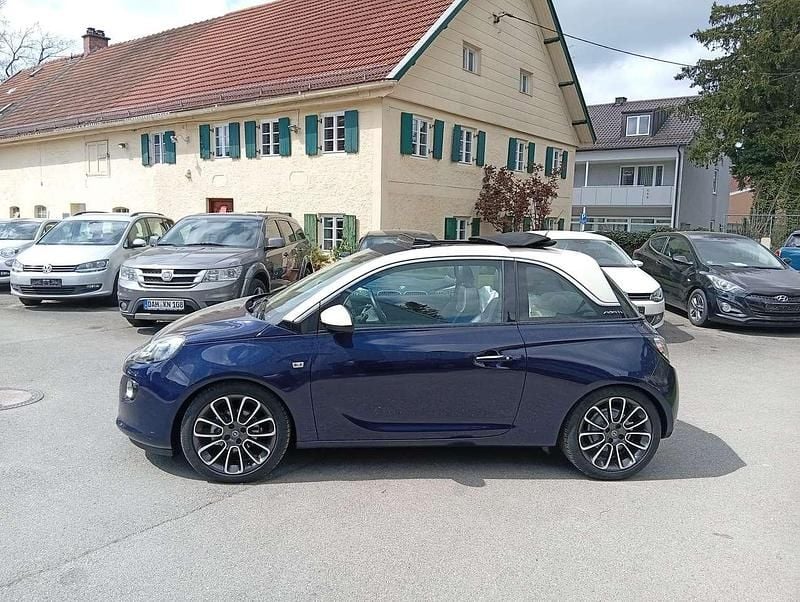 Używany Opel Adam Open Air 90 KM (66 kW) 2015 Niebieski Hatchback