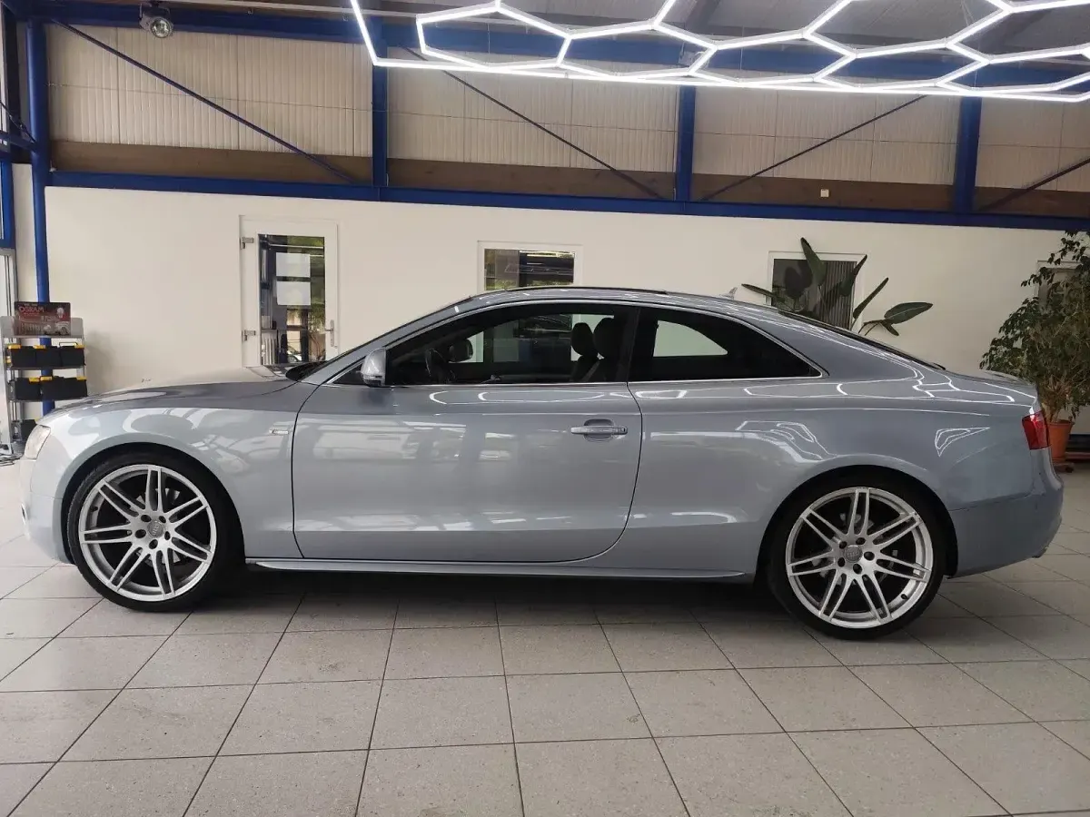 Gebraucht Audi A5 Comfort 239 PS (175 kW) 2009 Silber Coupé
