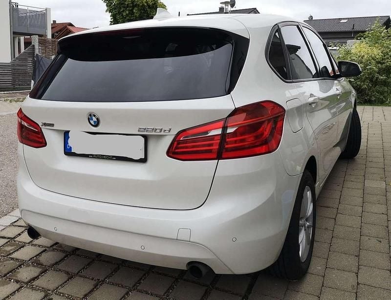 Gebraucht BMW 220 190 PS (139 kW) 2016 Weiß Kombi