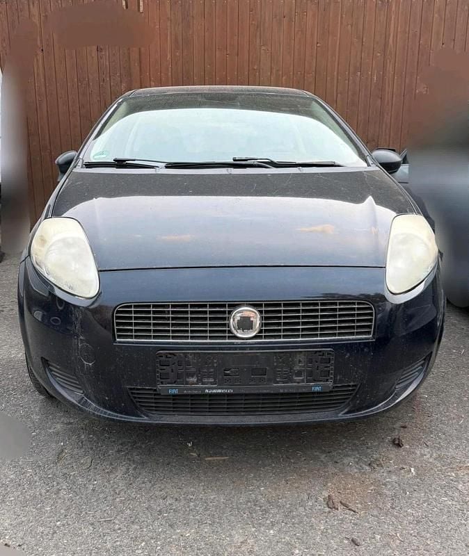 Second-hand Fiat Punto 2007 Albastru Hatchback