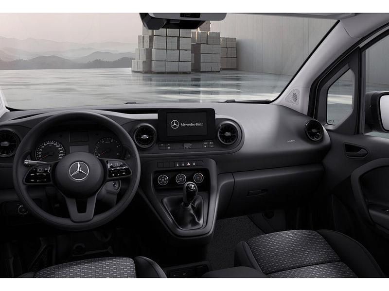 Gebraucht Mercedes Citan 110 95 PS (69 kW) 2023 Arktikweiß Van / Kleinbus