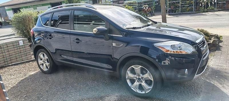 Gebraucht Ford Kuga Titanium 140 PS (102 kW) 2011 Blau SUV