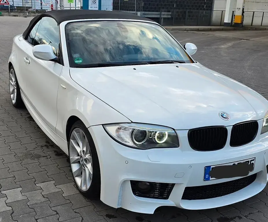 Gebraucht BMW 120 Cabriolet M Sport 177 PS (130 kW) 2011 Weiß Cabrio