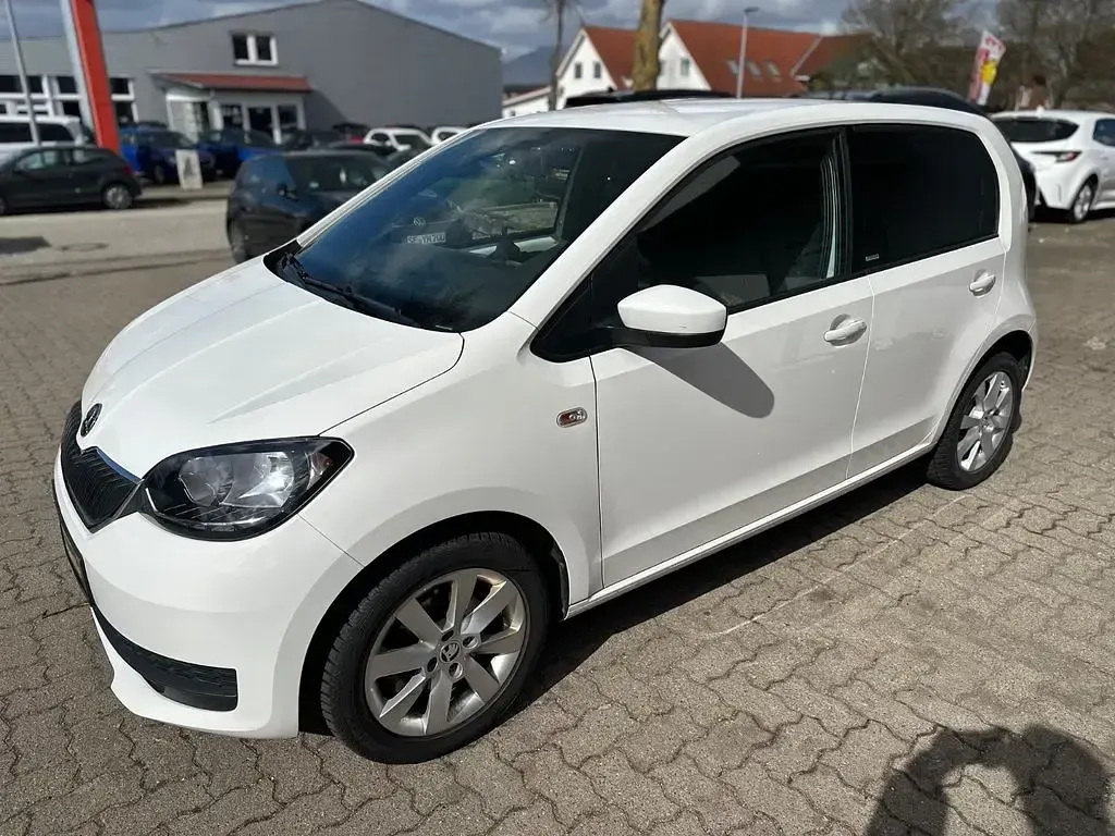 Używany Skoda Citigo Clever 75 KM (55 kW) 2019 Biały Hatchback