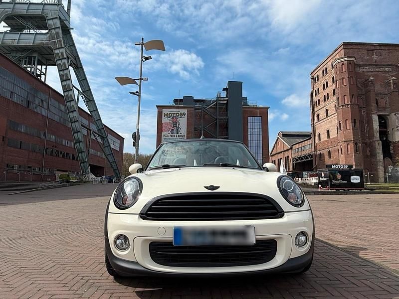 Gebraucht Mini Cooper Cabriolet 98 PS (72 kW) 2011 Beige Cabrio