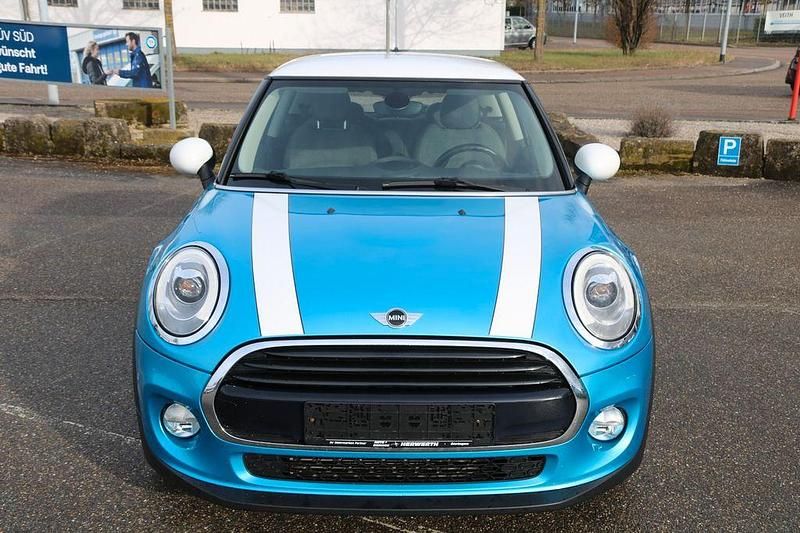 Gebraucht Mini Cooper 136 PS (100 kW) 2018 Blau Kleinwagen