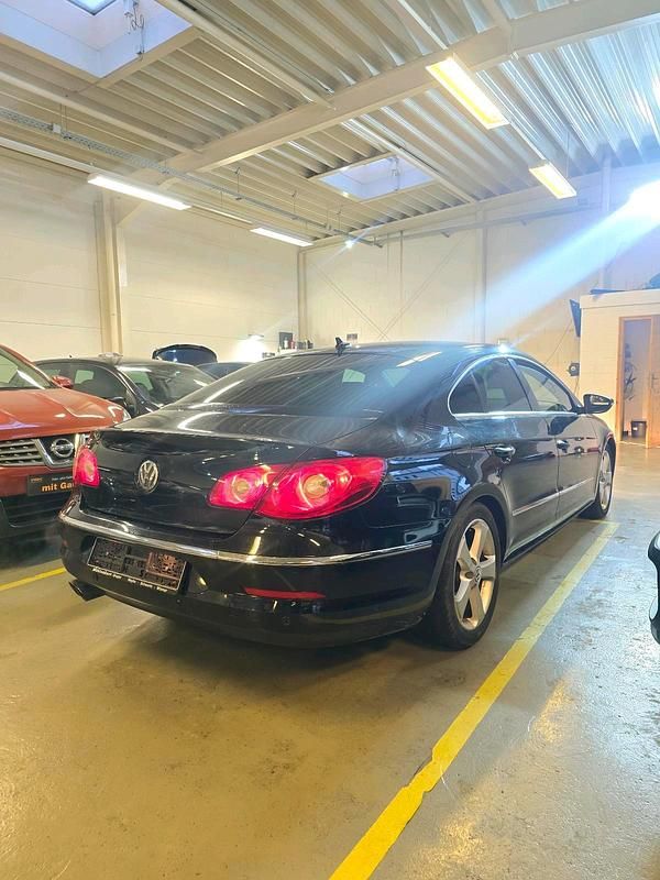 Gebraucht VW Passat 200 PS (147 kW) 2010 Schwarz Limousine