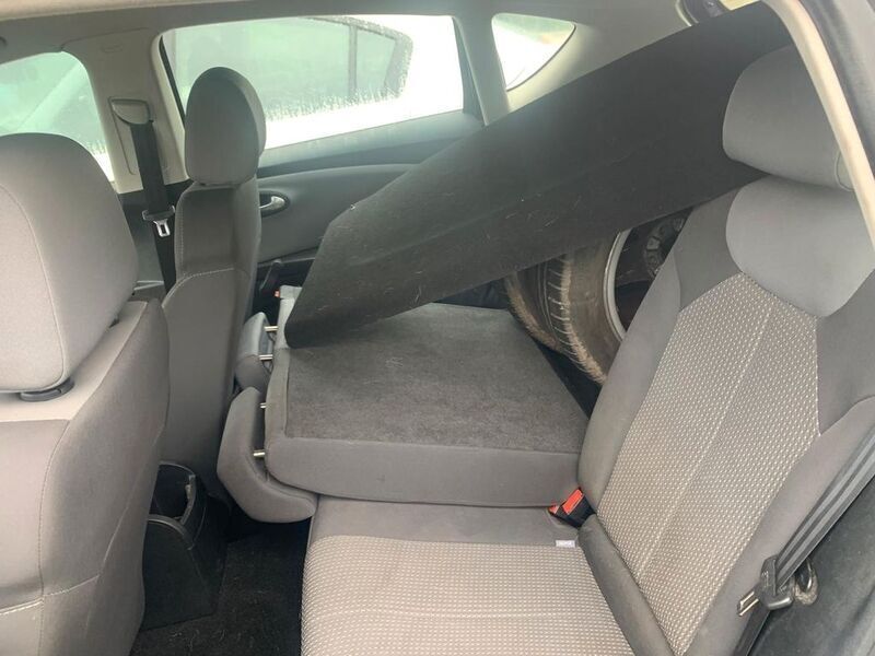 Gebraucht Seat Leon Reference 125 PS (91 kW) 2011 Schwarz Limousine