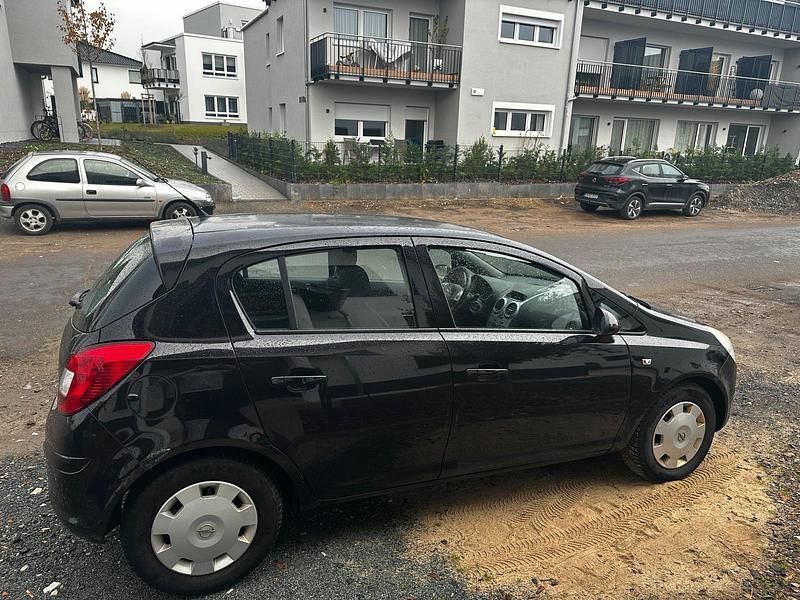 Gebraucht Opel Corsa 80 PS (58 kW) 2009 Schwarz Kleinwagen