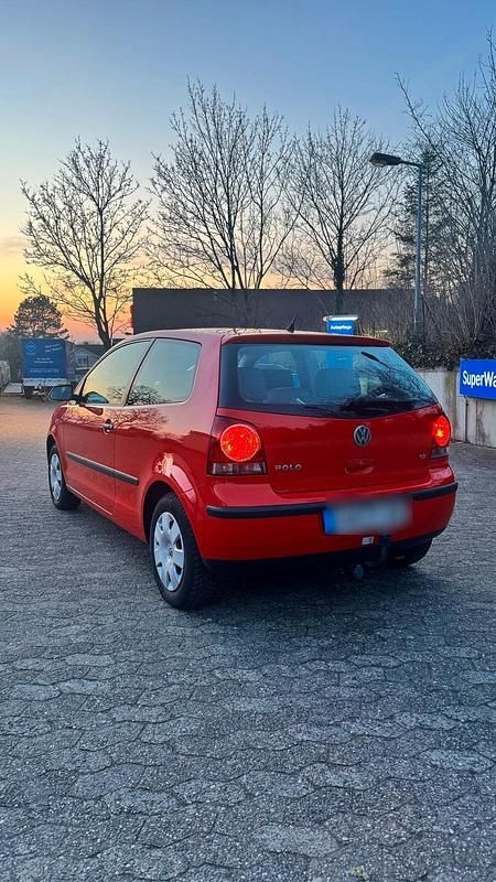 Gebraucht VW Polo 64 PS (47 kW) 2006 Rot Limousine