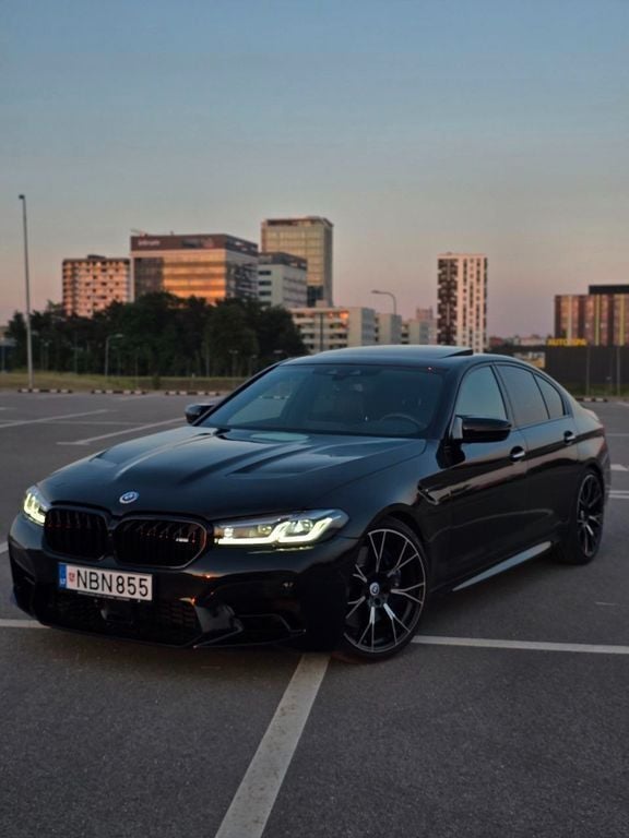 Schwarz Gebraucht 2018 BMW M550 Performance Limousine | 39.500 € (Superpreis) - Bild 1/4