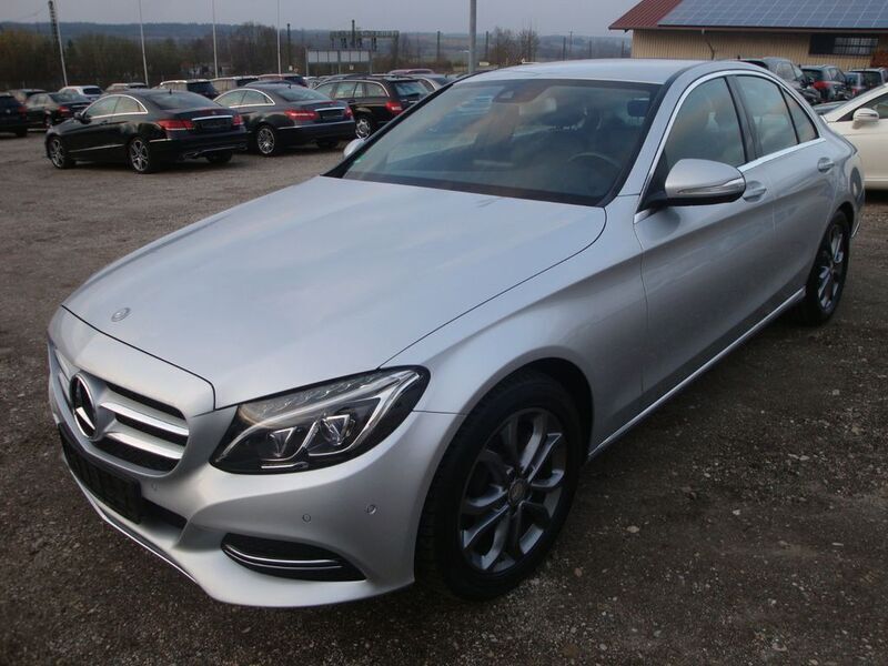 Silber Gebraucht 2014 Mercedes C180 Avantgarde Limousine | 12.950 € (Guter Preis) - Bild 1/4