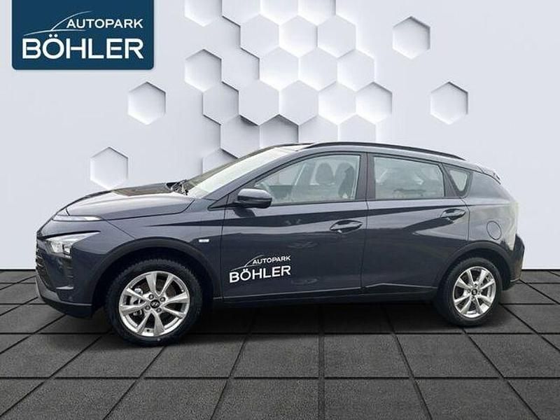 Gebraucht Hyundai Bayon Trend 101 PS (74 kW) 2024 Grau SUV